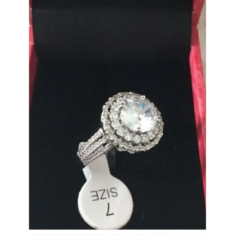 NWT Peermont  Sz 7, “Diamond, round halo ring
